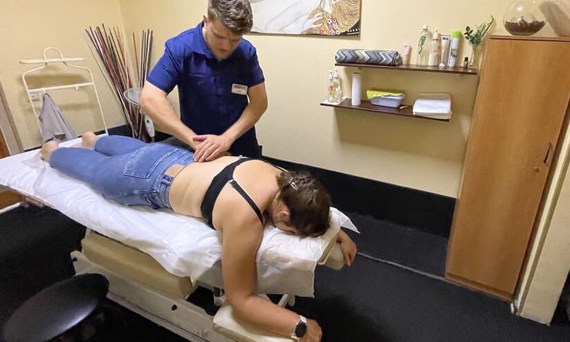 therapeutesch Massage fir Osteochondrose